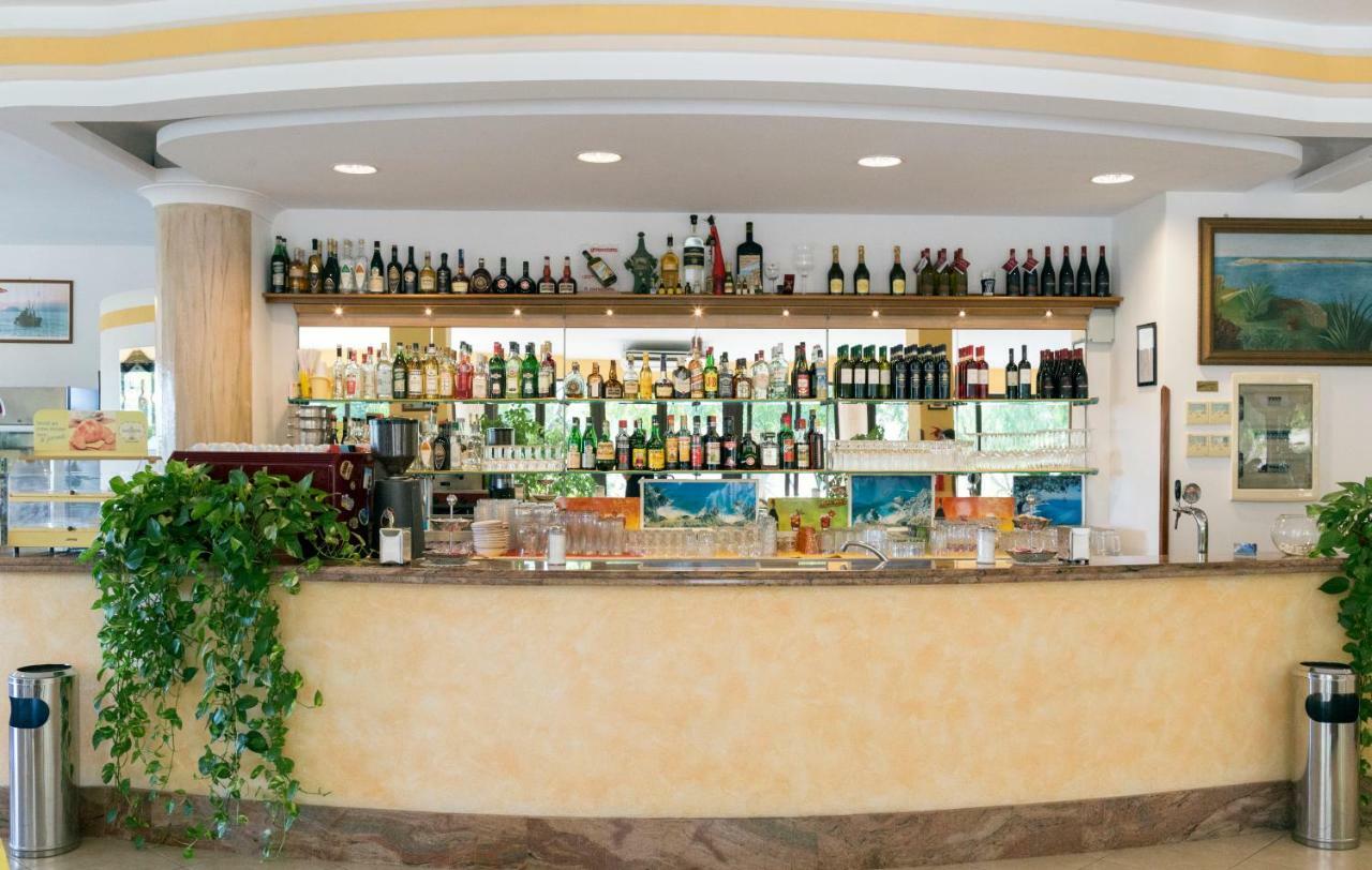 梵蒂冈角Happy Days公寓式酒店 外观 照片